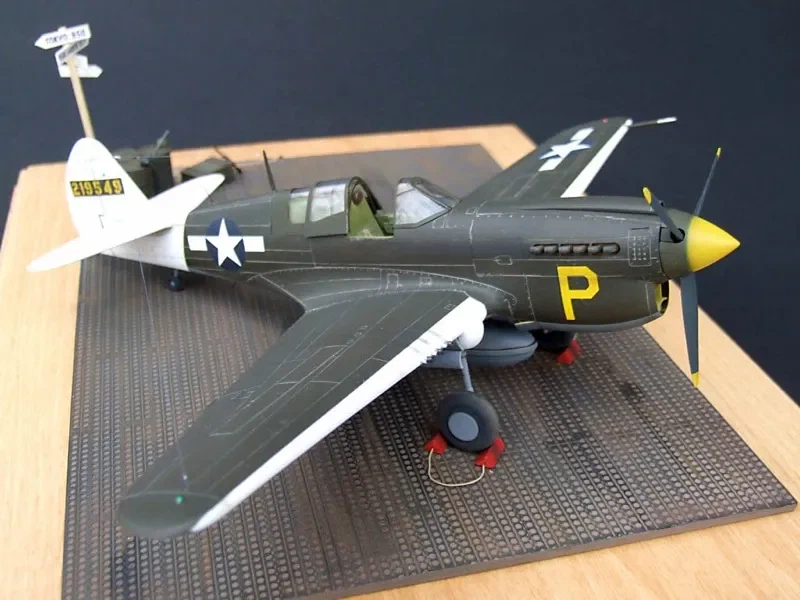 Curtiss P-40N Warhawk